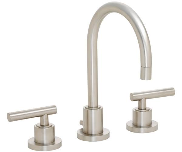 8x22 Widespread Lavatory Faucet - Antique Brass Flat R88203