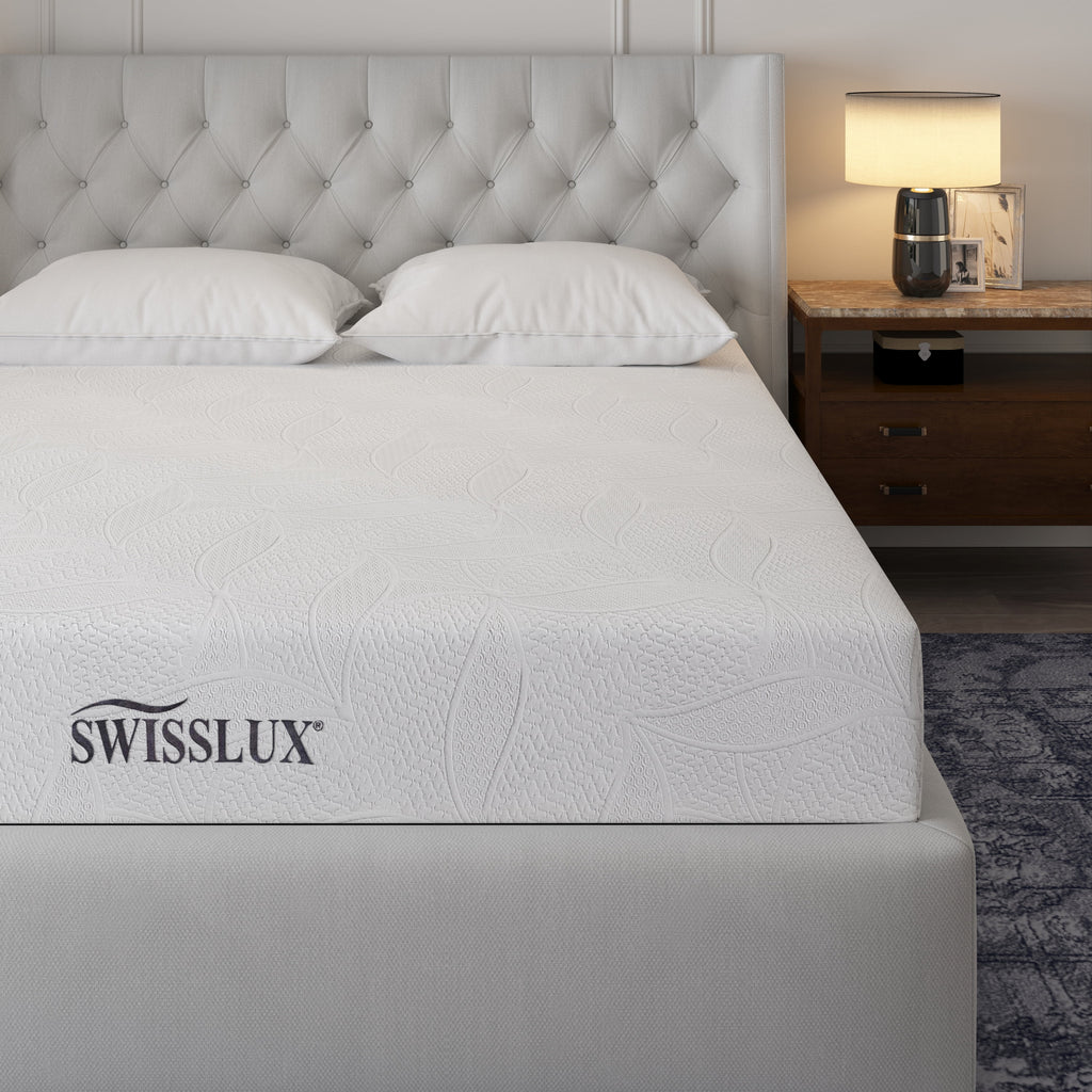 White Full Size 10 Inch Medium Plush Memory Foam Mattress S35016