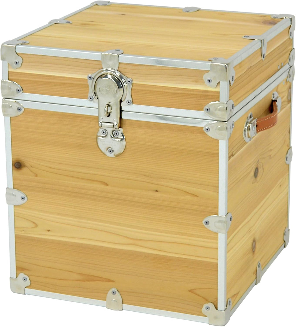 Western Red Knotty Cedar Cube Trunk O238228