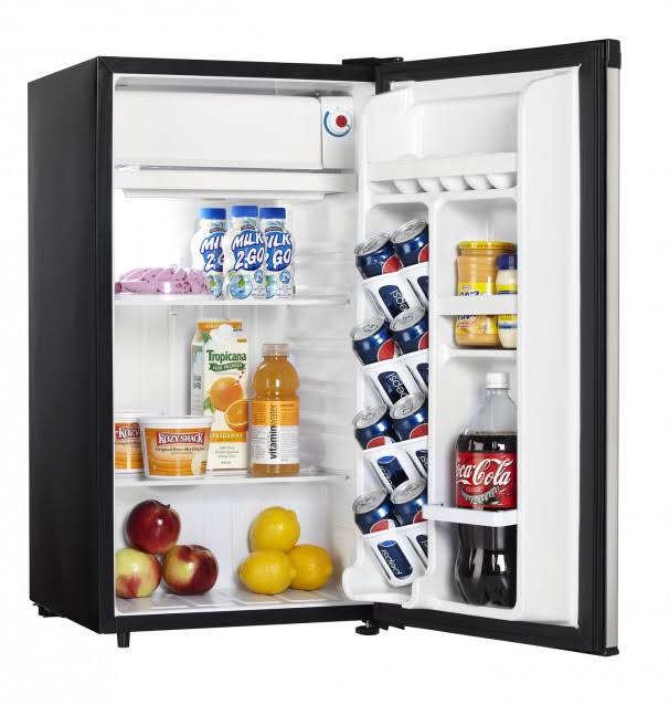 3.2 Cu. ft. Compact Refrigerator M562