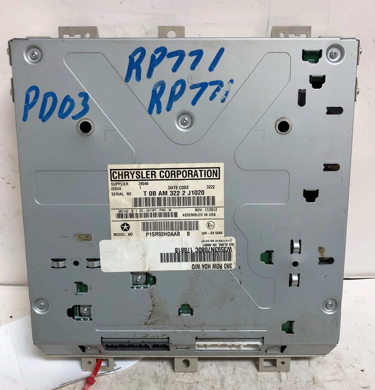 11-13 Dodge Caravan Roof Mounted Entertainment Display Screen B348