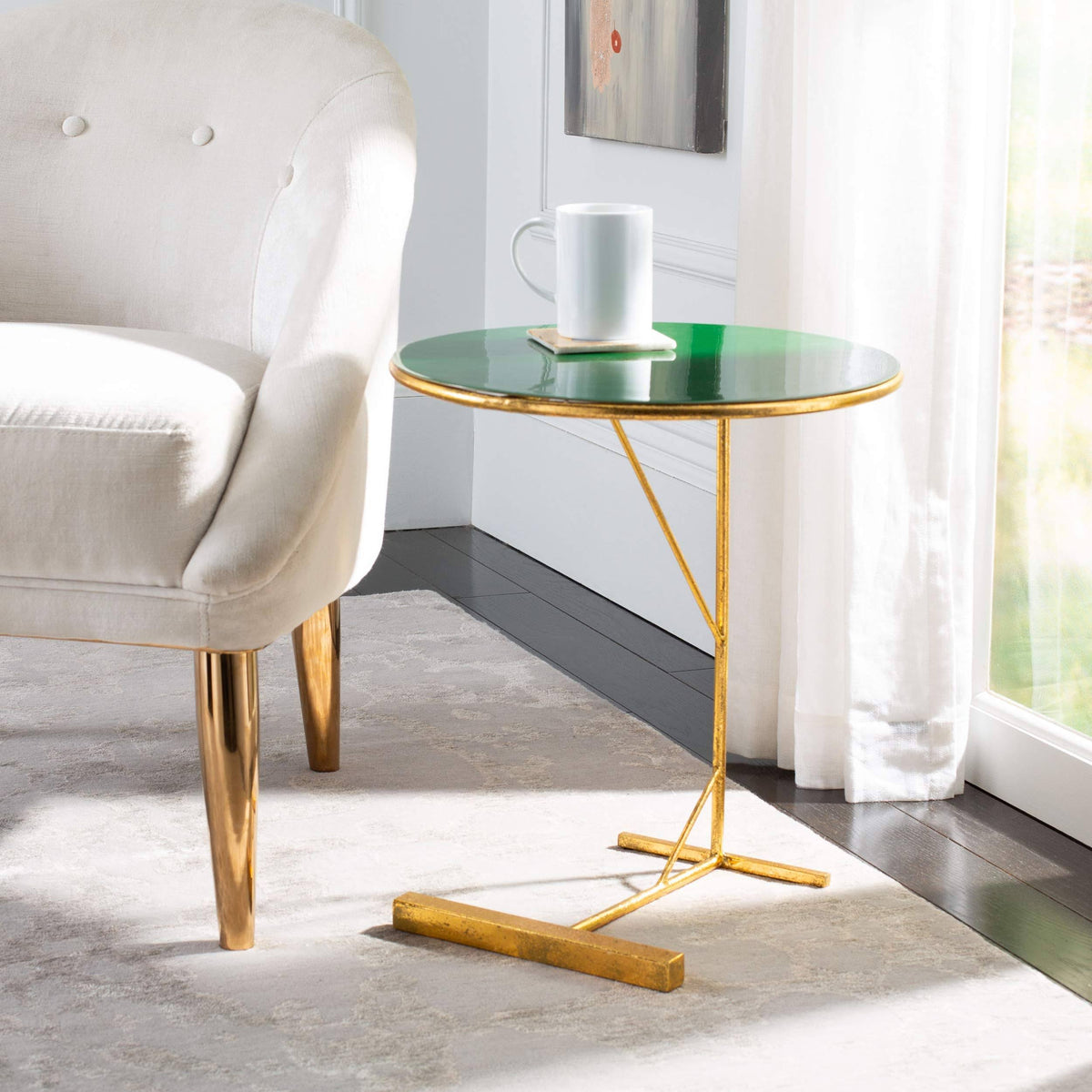 Hunter Green and Gold Round C Table R2787