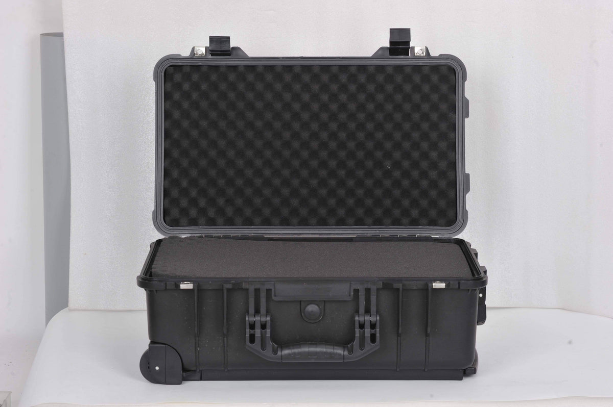 22 in. Wheeled Waterproof Case/Safe, Gray N19895