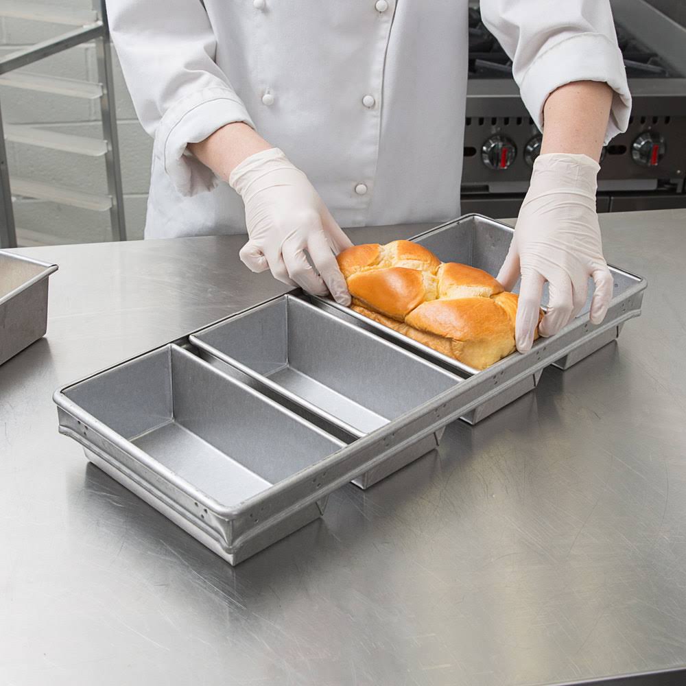 Glazed 4-Strap Open Top Bread Pan Z709734