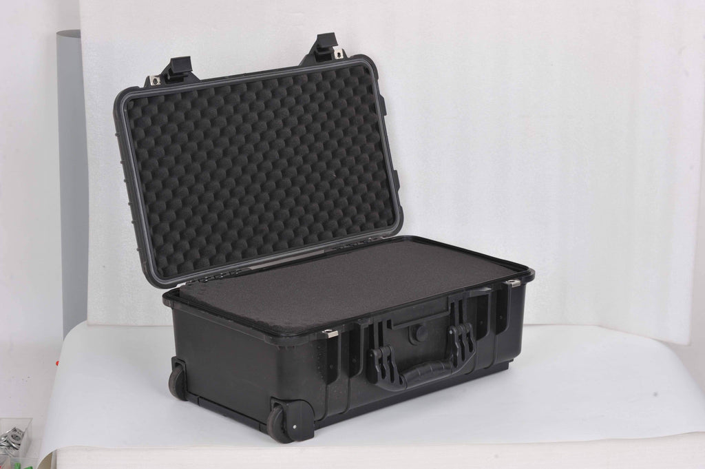 22 in. Wheeled Waterproof Case/Safe, Gray N19895