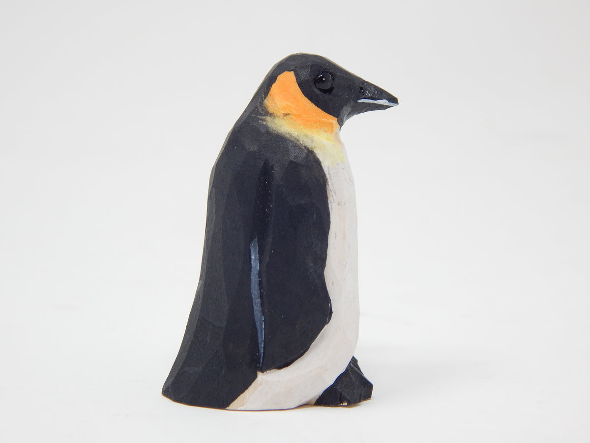Handmade Wooden Penguin Figurine Ornament R906